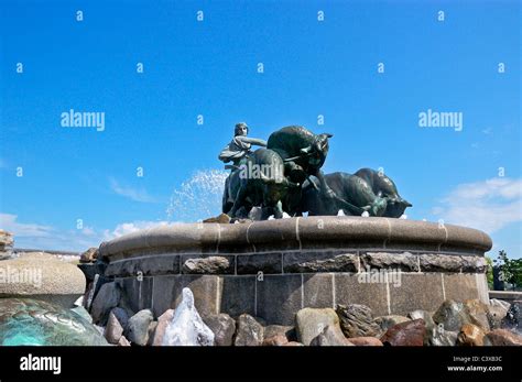 La Fuente Gefion el monumento más grande de Copenhague ofrece un grupo