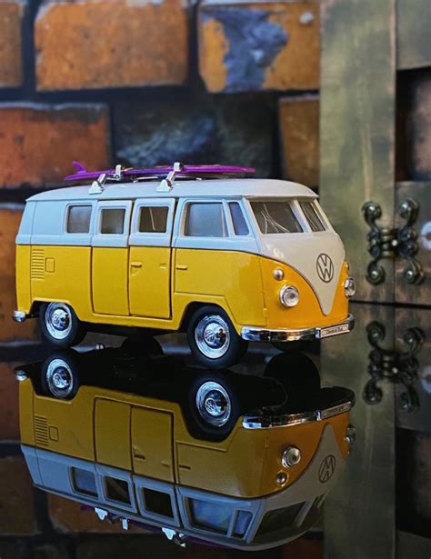 Miniatura Colecion Vel Carro De Fric O Kombi Prancha De Surf