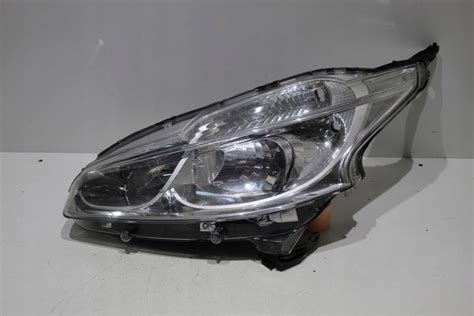 Peugeot 208 Lift Lampa Przód Przednia Lewa 9802221880 za 299 zł z Góra