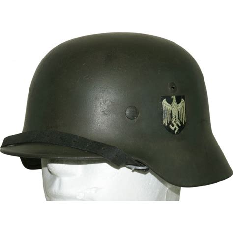 Acero ejército alemán calcomanía doble casco de M35 con los restos de