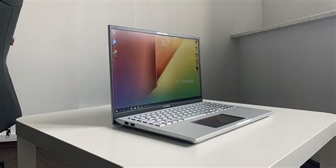 Asus vivobook 2024