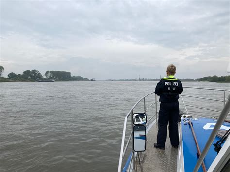 Neues Streifenboot für Wasserschutzpolizei