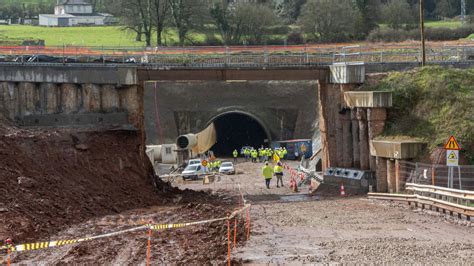 Adif completa la excavación del túnel de Oural en la línea Lugo Ourense