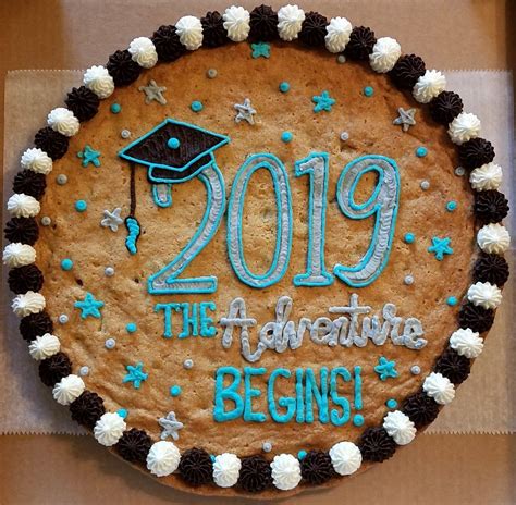 Creative And Tasty Cookie Cake Decor Ideas For Your Next Party