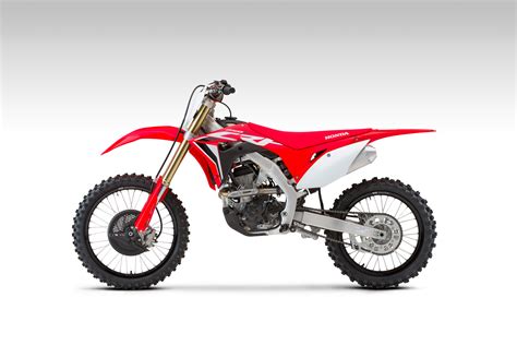 Honda CRF 2021 as importadas 450 em versão R e 250 em versão R e RX já