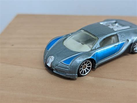 Hot Wheels Bugatti Veyron Variant Hotwheels Hobbies Toys Toys Games On Carousell