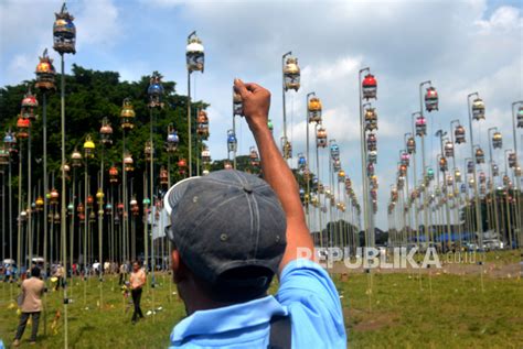 Adu Merdu Kicau Perkutut Di Ajang Paku Alam Cup 2022 Republika Online