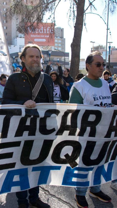 Docentes Neuquinos Marcharon Contra La Violencia Tras Denuncias De