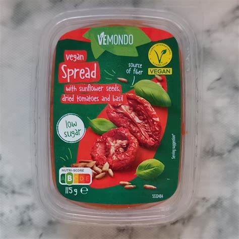 Vemondo Vegan Spread With Sunflower Seeds Dried Tomatoes And Basil