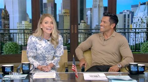 Lives Kelly Ripa Reveals Nsfw Details About Her Body As Mark Consuelos