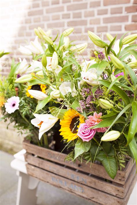 Wilde Bloemen Passen Zeer Goed Als Decoratie Voor Je Bruiloft Moniek