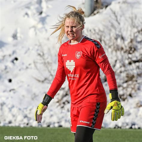 GKS Katowice K 2022-23 GK Kit
