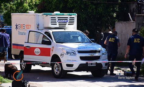 Barrio Tablada un hombre fue asesinado a balazos tenía los ojos