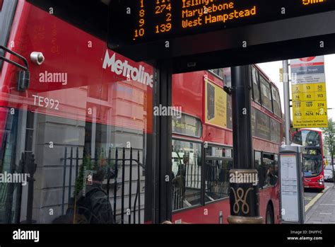 Metroline Bus Stop Dorset Street London Uk Stock Photo Alamy