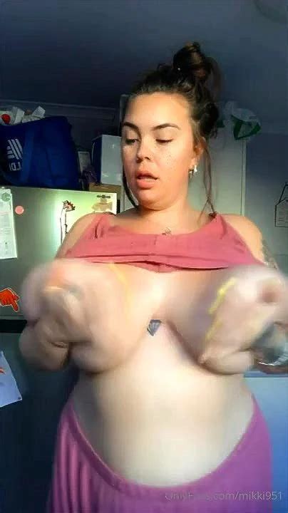 Watch Mikki Tits Amateur Big Tits Porn Spankbang