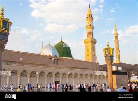 Medina Masjid Nabawi Second Islamic Mosque In Madinah Al Munawwarah