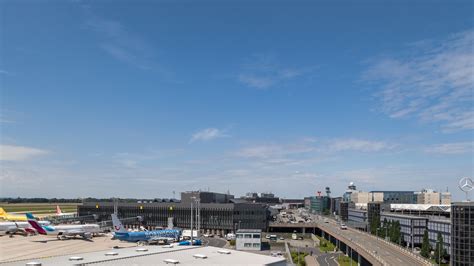 Fraport Sells Its Stake in Hanover Airport