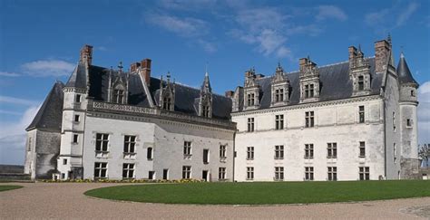 Castles of the Loire Valley – The Artistic Adventure of Mankind