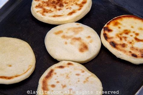 Arepa Andina Arepas De Harina De Trigo Laylita Recetas De Cocina