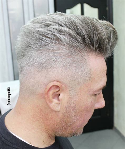 20 Hairstyles Haircuts For Older Men Older Men Haircuts Older Mens