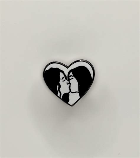 Girls Kiss Pin Lgbtq Pin Lesbian Pin Feminine Pin Joce Cova