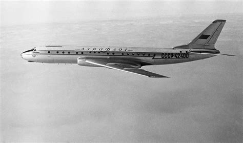Туполев Ту-104. Ту-104 (Туполев-104) — первый советский пассажирский ...