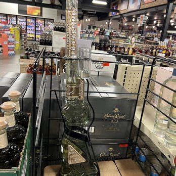 BINNYS BEVERAGE DEPOT Updated January 2025 62 Photos 49 Reviews