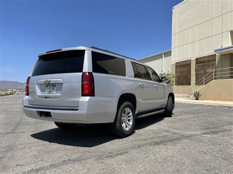 Chevrolet Suburban Suvs Pasajeros Tama O Completo Bbb Rent A Car