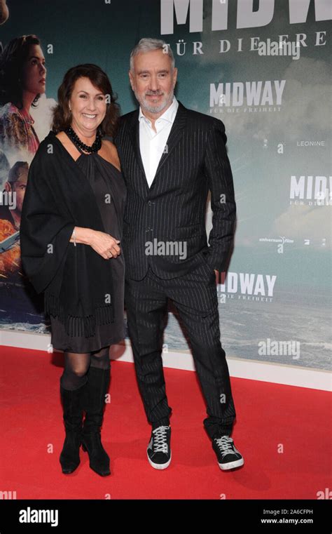 8 Hot Sexy Ute Emmerich Bikini Pics