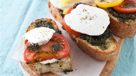 Caprese Pesto Bites | Epicure.com