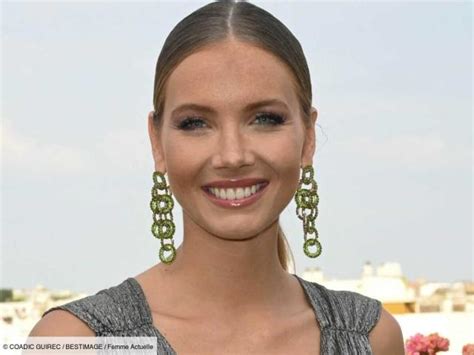 Amandine Petit Affolante Elle D Voile Ses Courbes Parfaites En Bikini Couture