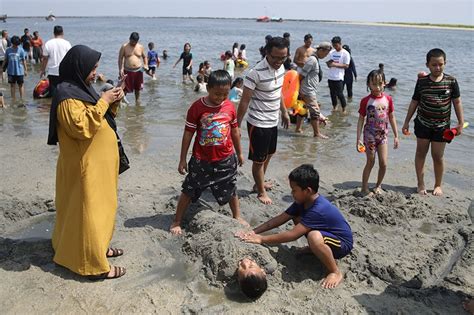 Ribu Lebih Wisatawan Kunjungi Ancol Pada Lebaran