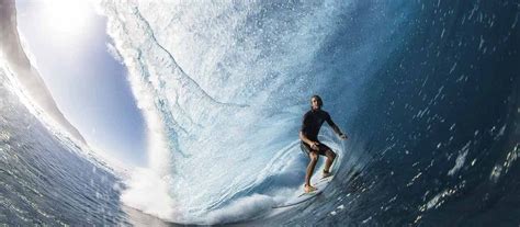 Les Vagues De Tahiti Par Le Photographe Ben Thouard