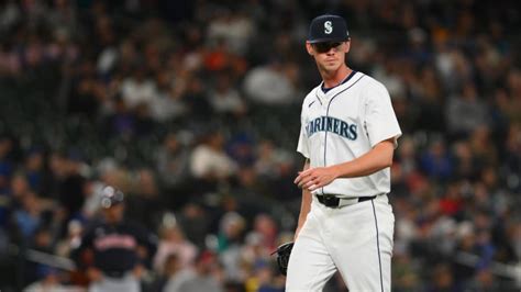 Mariners Make Noteworthy Roster Move with Interesting Affects Before Saturday's Game