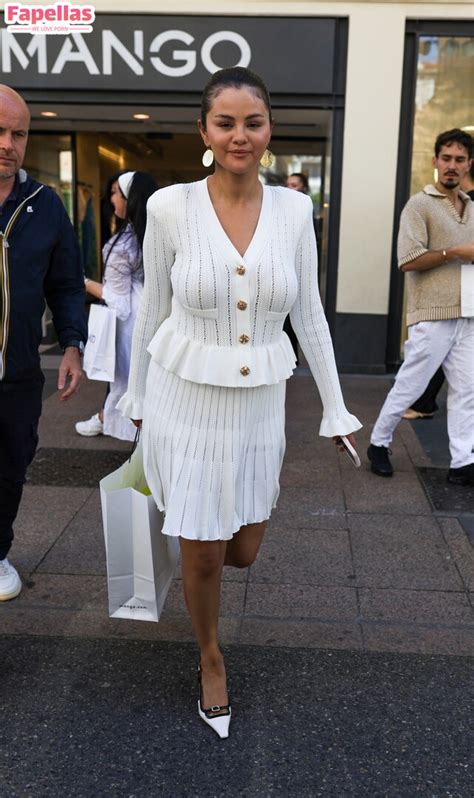 Selena Gomez Aka Selenagomez Nude Leaks OnlyFans Photo 232 Fapellas