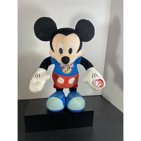Disney Toys Mickey Mouse Clubhouse Hot Diggity Dance Play Sing And