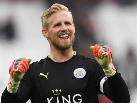 Kasper Schmeichel Joins Ogc Nice After Signing A Three Year Contract