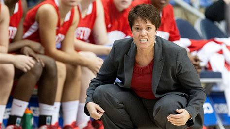 Espnw Kate Fagan Says Good Coaches Tough Not Abusive Espn