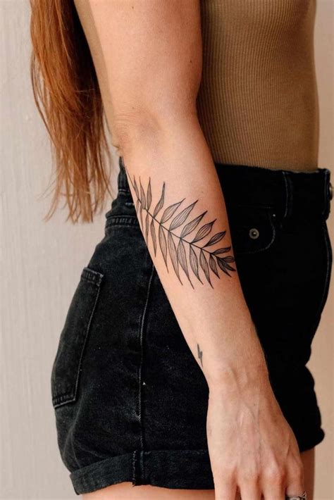 Aggregate 89+ best simple tattoos on hand best - in.coedo.com.vn