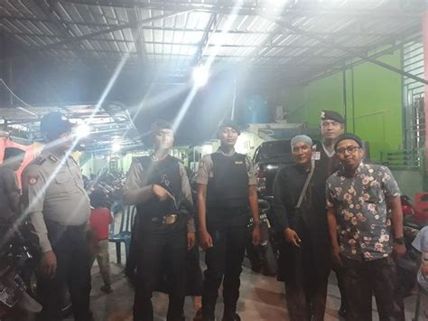 Patroli R Melaksanakan Pam Tarawih Di Mesjid Budi Sholawat Di Jl Sm