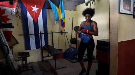 Mujeres Suben Al Ring Cuba Aprueba El Boxeo Femenino