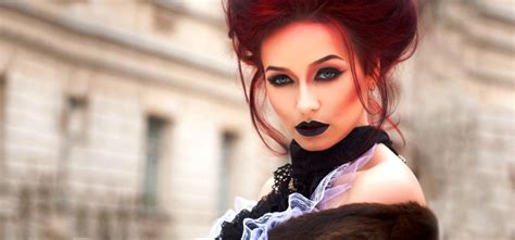 25 Gothic Halloween Makeup to Try - Flawssy