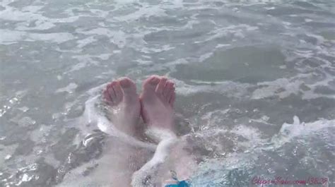 Curvy Fetish Princess Camgirlkitten Long Toenails In The Ocean