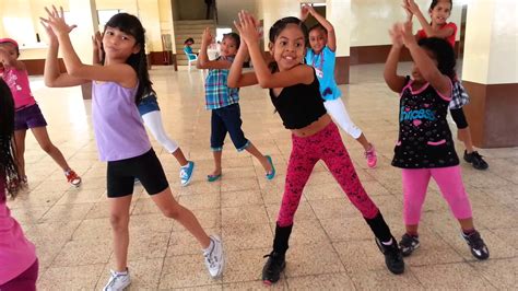 Gold´s Gym DictÓ Clase De Baile A NiÑos De Fundana Nota Oficial