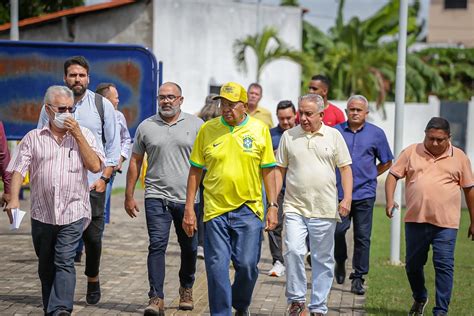 Dr Pessoa Visita Obra De Revitaliza O Do Canal Do Bairro Matadouro Gp