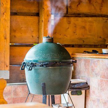 Kamado Grilling Tips From a BBQ Guru | Family Handyman