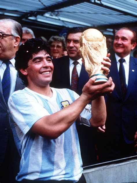 Remembering Argentinas WC hero Maradona