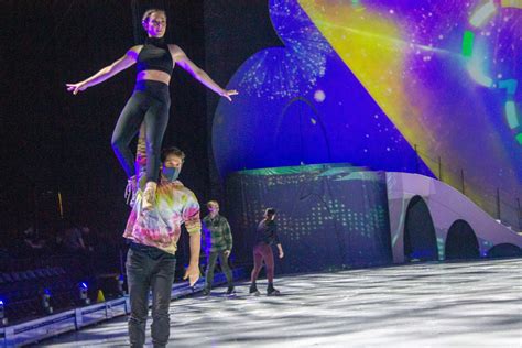 Behind The Magic Disney On Ice Performers Talk Moves Making Connections Before Ppl Center