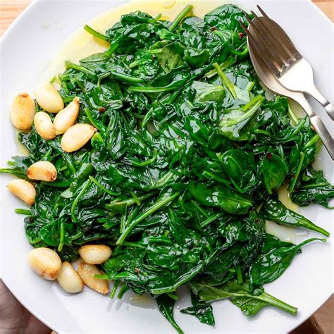 Sauteed Spinach With Garlic Quick And Easy Side Sip And Feast