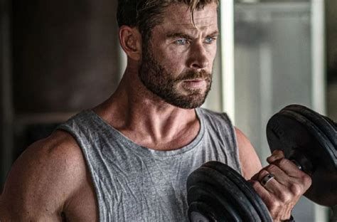 Does Chris Hemsworth Have Dementia Disease And Illness 2023